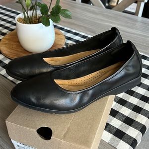 Clarks Jeanette Ease Black 10M